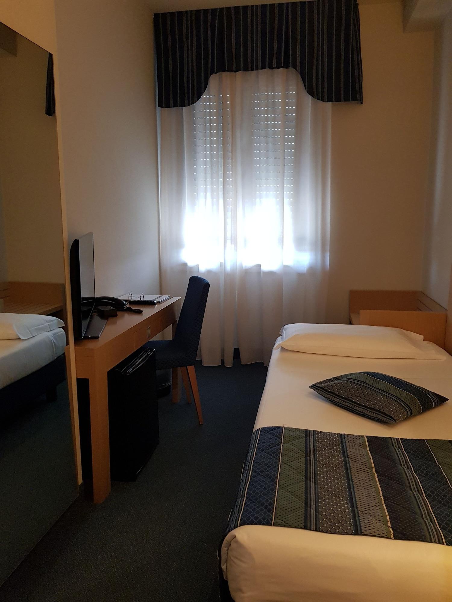 Best Western Hotel Cristallo Mantova Virgilio Exterior foto